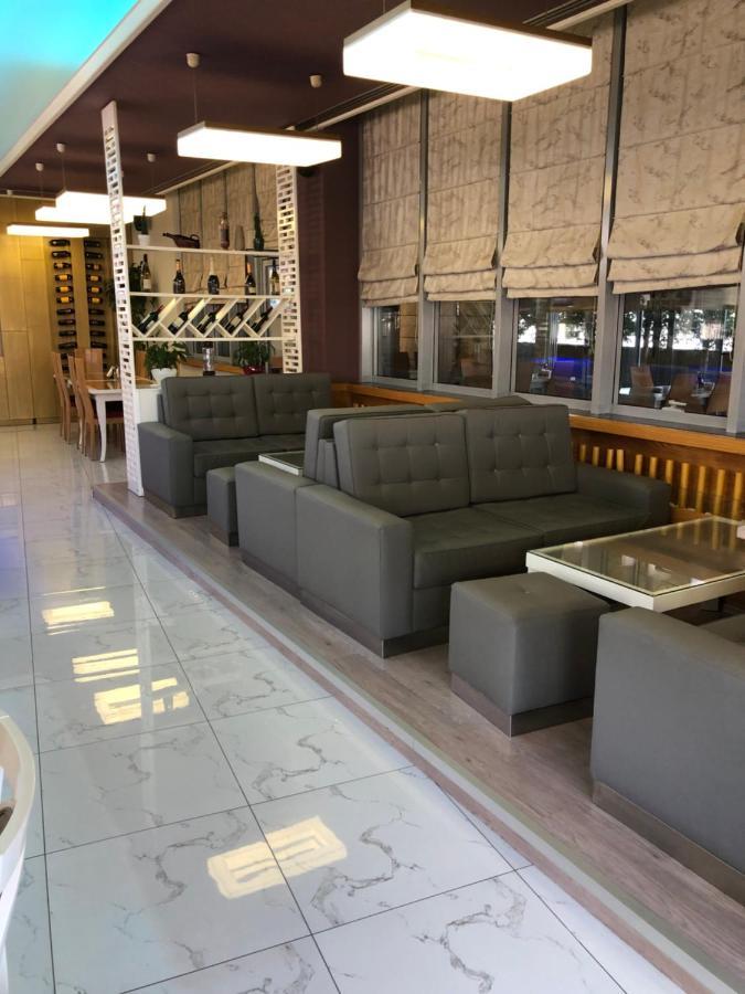 Eljos Hotel Fushe-Kruje Zewnętrze zdjęcie