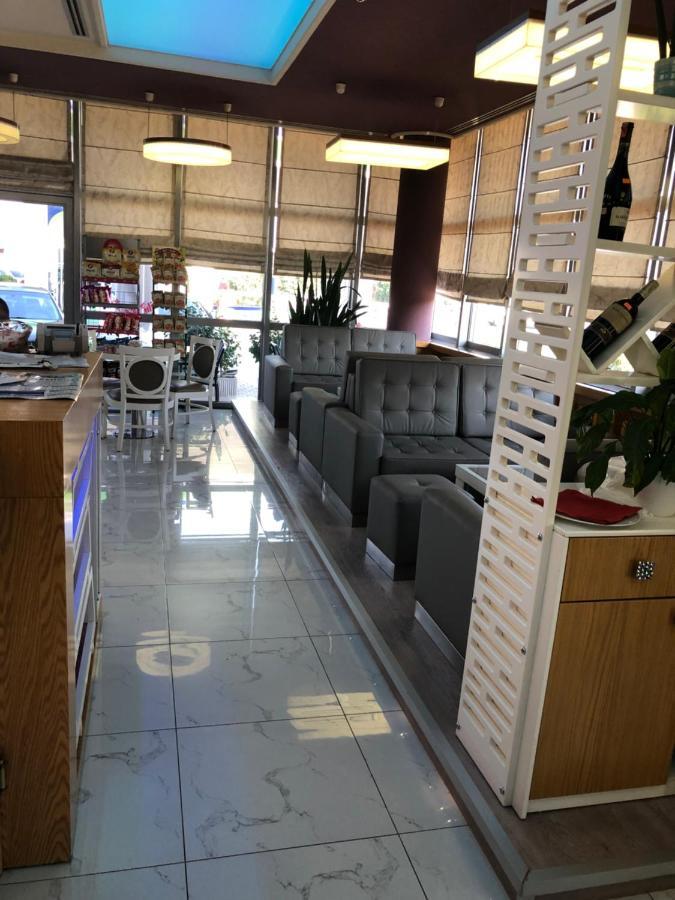 Eljos Hotel Fushe-Kruje Zewnętrze zdjęcie