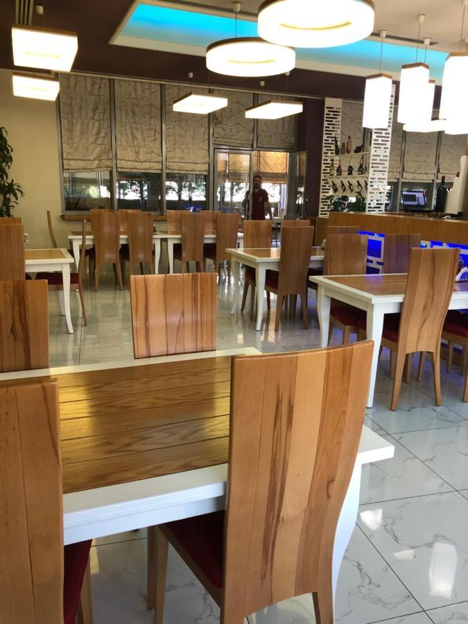 Eljos Hotel Fushe-Kruje Zewnętrze zdjęcie