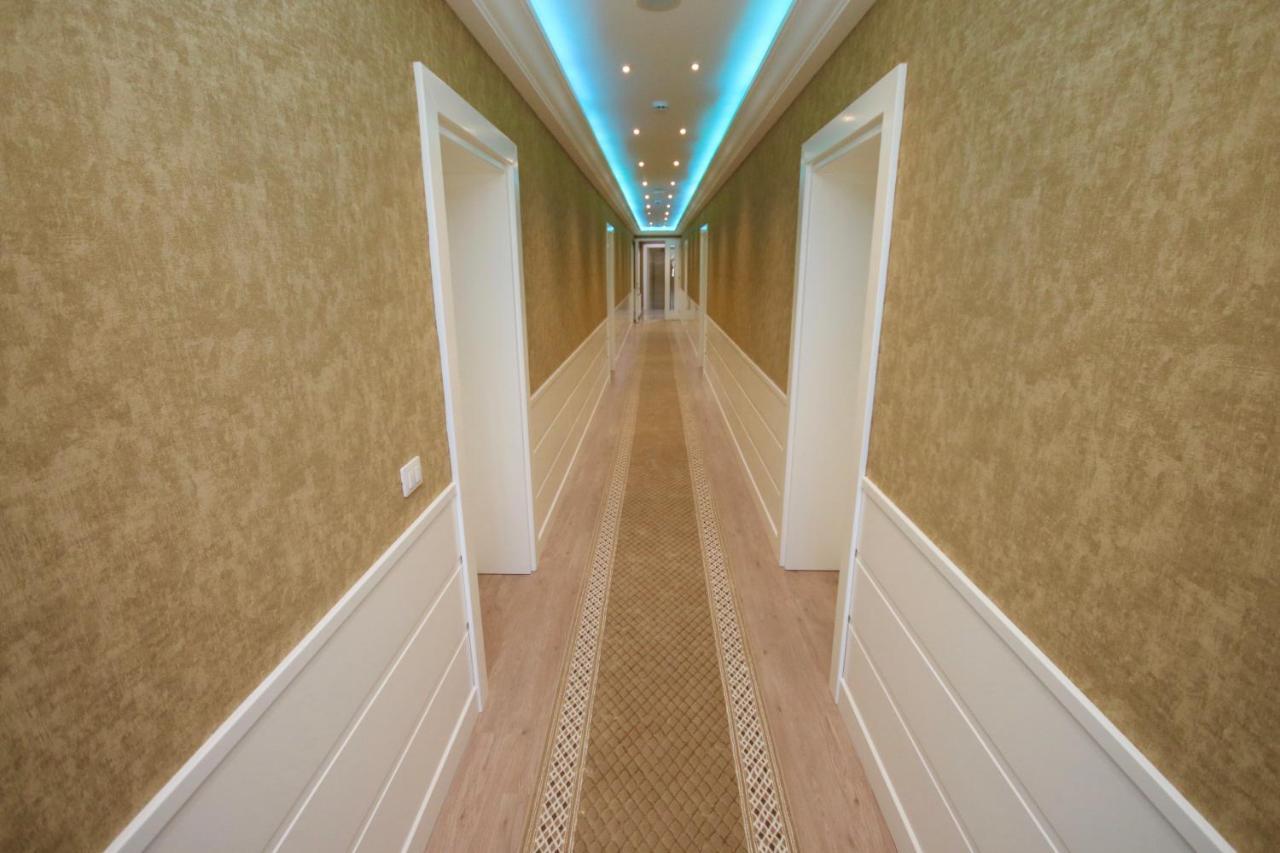 Eljos Hotel Fushe-Kruje Zewnętrze zdjęcie